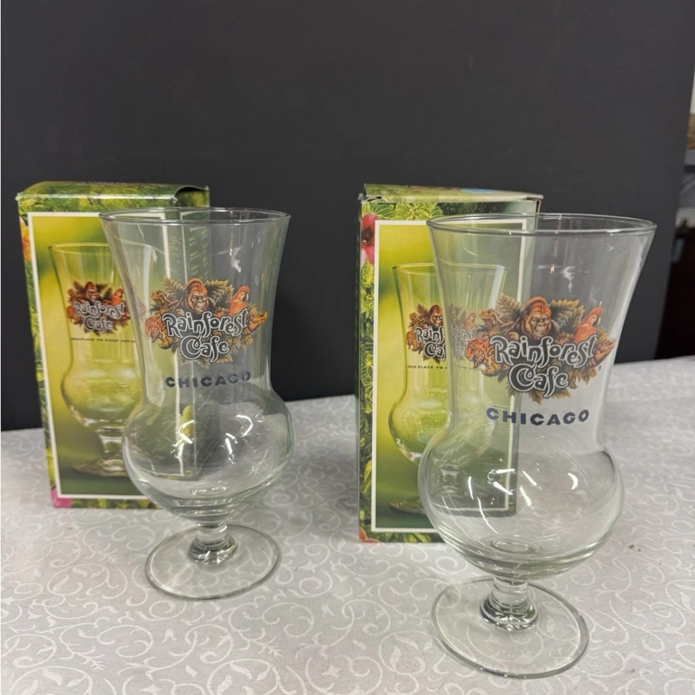 CHICAGO Limited Edition RAINFOREST Cafe Logo Hurricane Glass Set